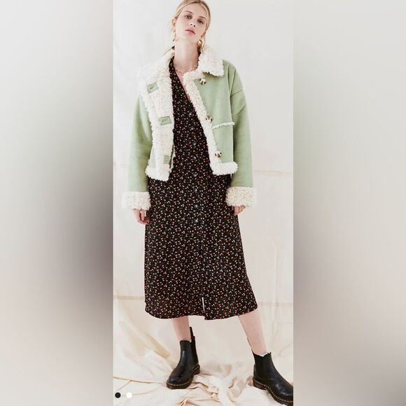 URBAN OUTFITTERS FAUX SHERLING GREEN CROPPED JACKET WOMENS SIZE L - Picture 10 of 10